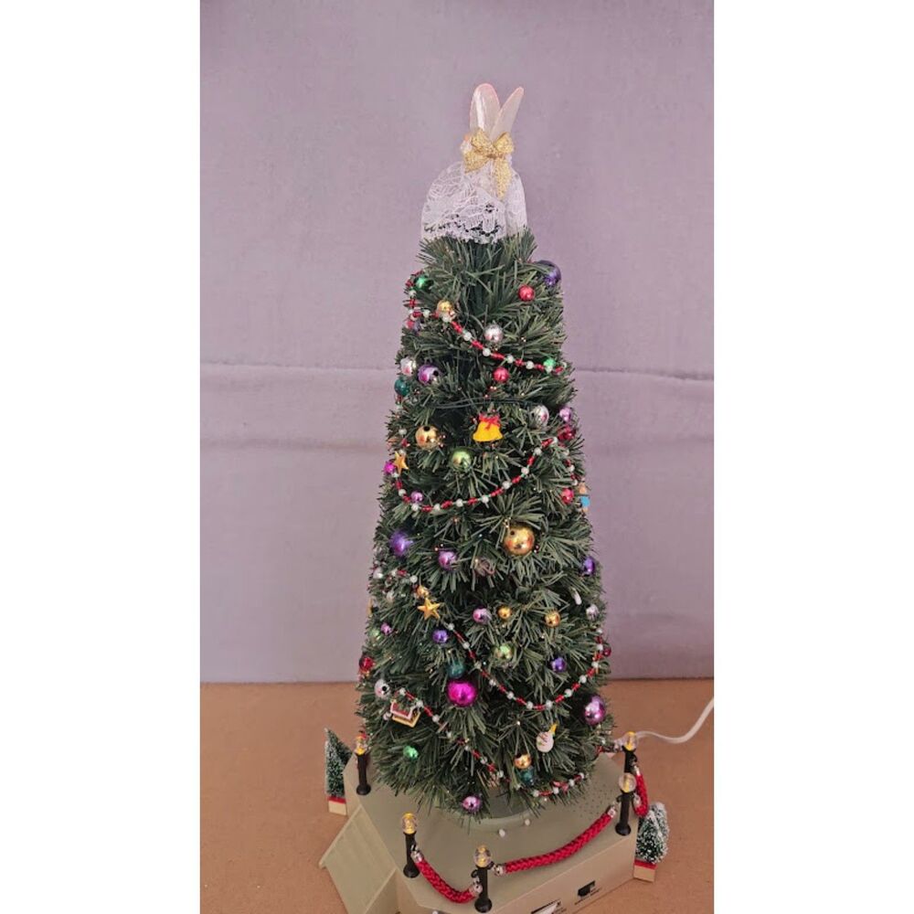 Lemax Collections Musical Christmas Tree with Lights